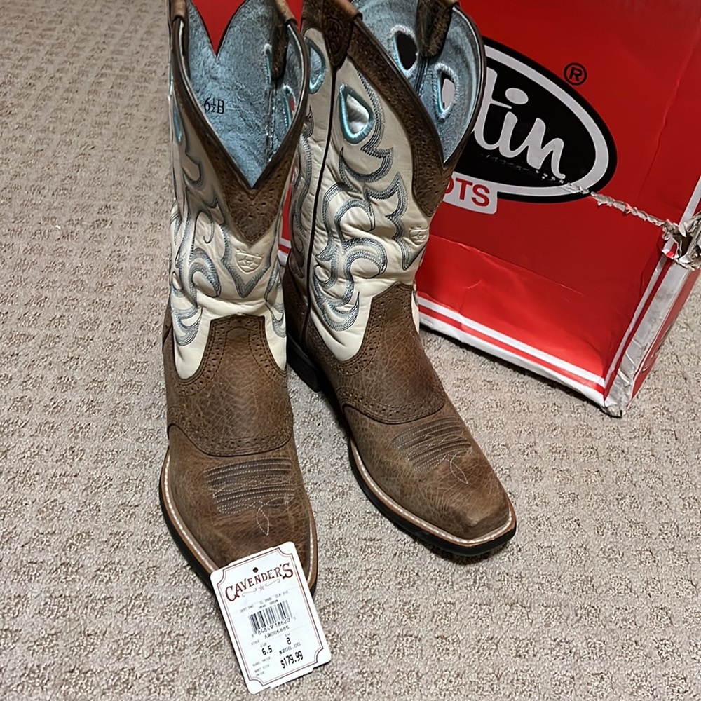 Nice Boots - image 3